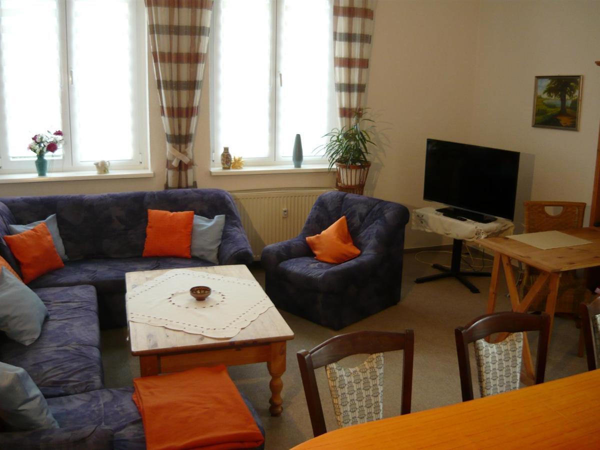 Grosse Wohnung Nossentiner Huette Exterior photo